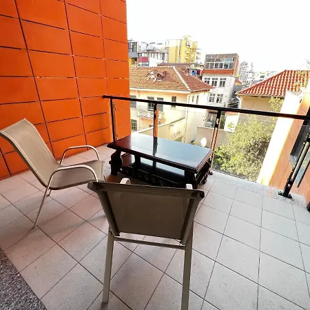 Grande Veranda 2 Apartment