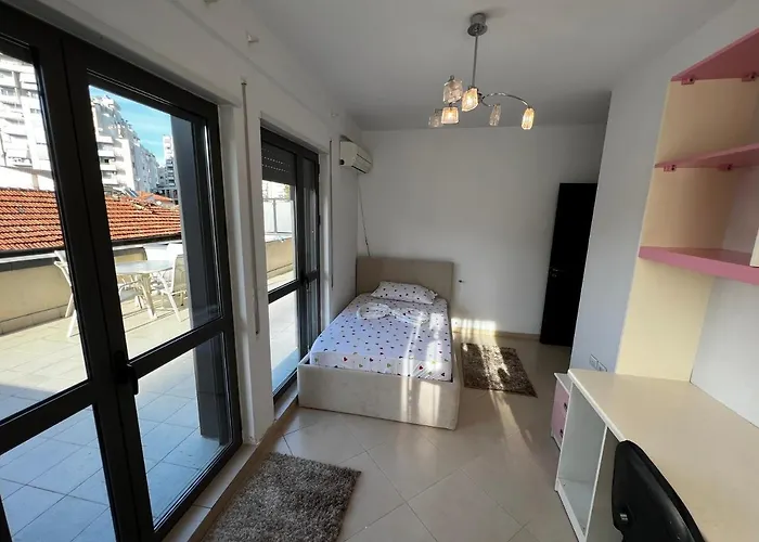 Grande Veranda 2 * Tirana